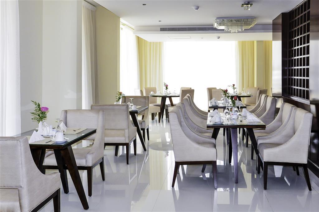 Etqaan Al Diyafa Hotel جيزان المطعم الصورة