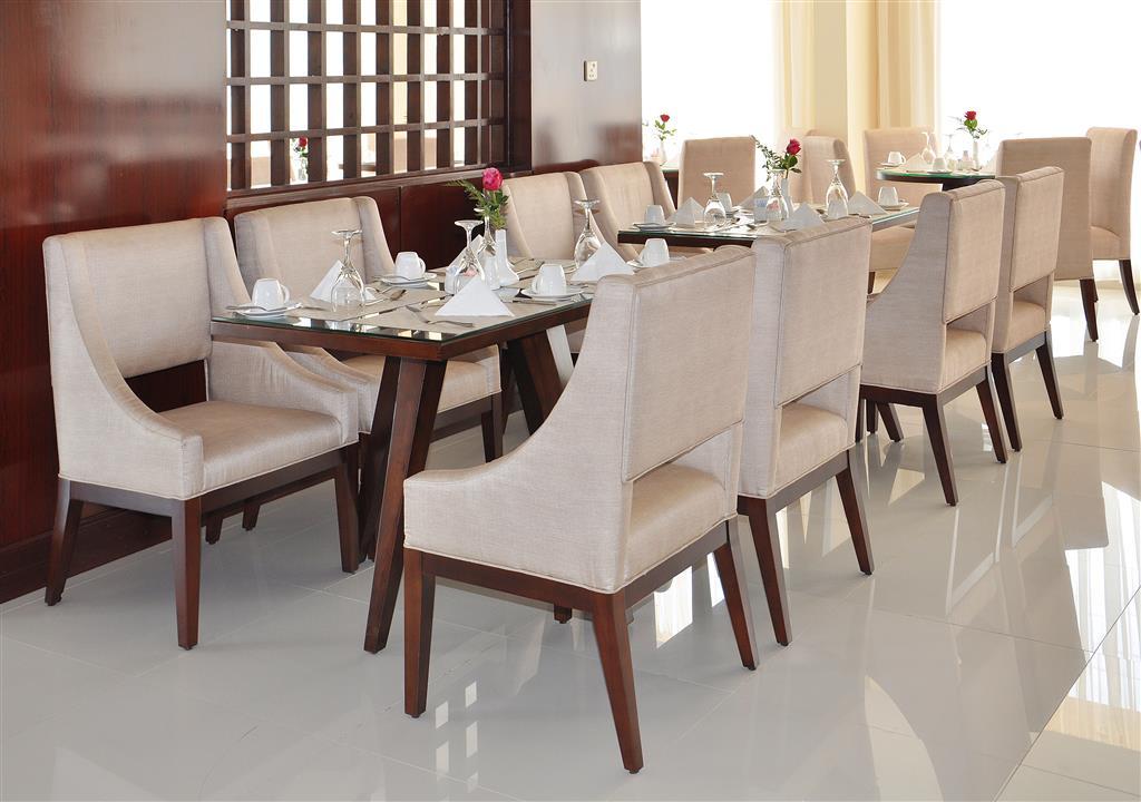 Etqaan Al Diyafa Hotel جيزان المطعم الصورة